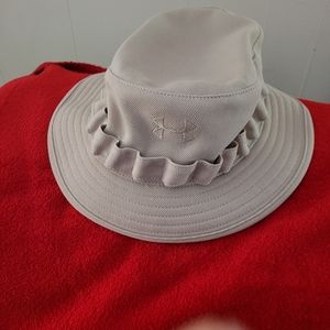 Under armour bucket hat